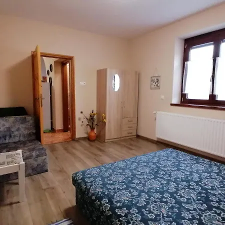 Carolina Vendeghaz Guest house *