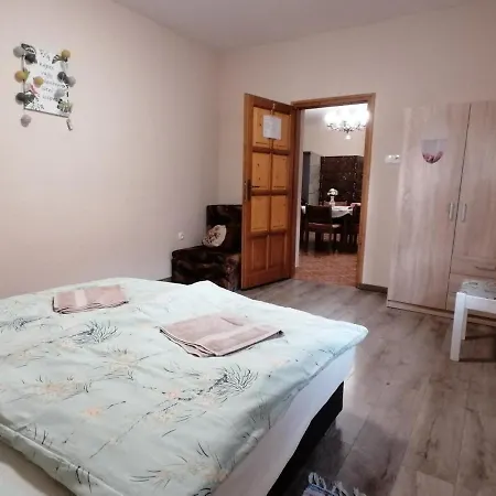 Guest house Carolina Vendeghaz Izmeny